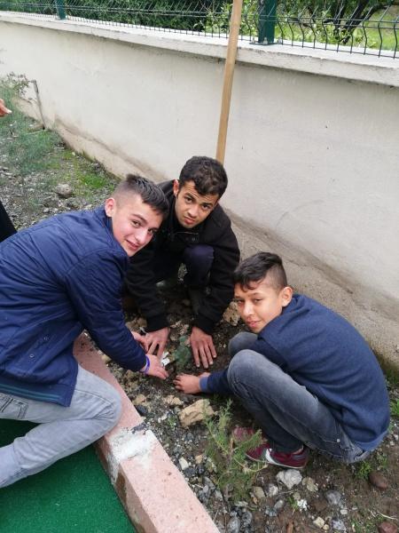27-03-2019