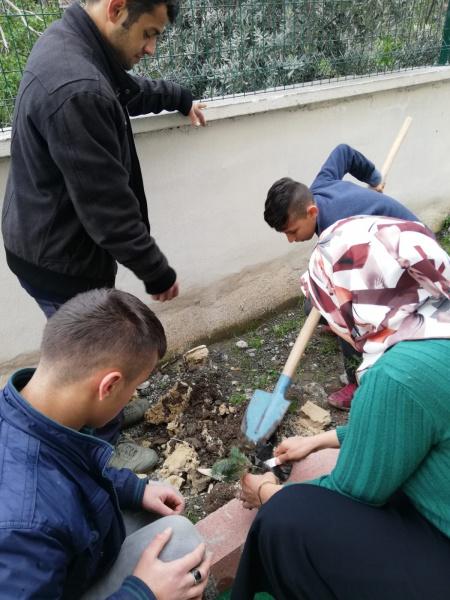 27-03-2019